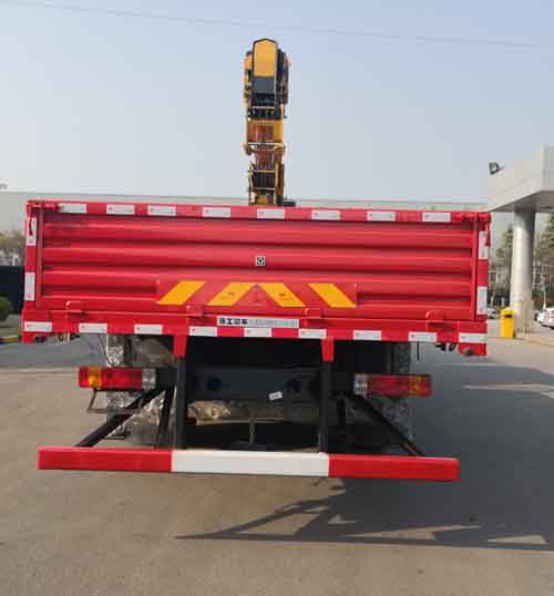 徐工牌XGS5180JSQJ6型隨車(chē)起重運(yùn)輸車(chē)